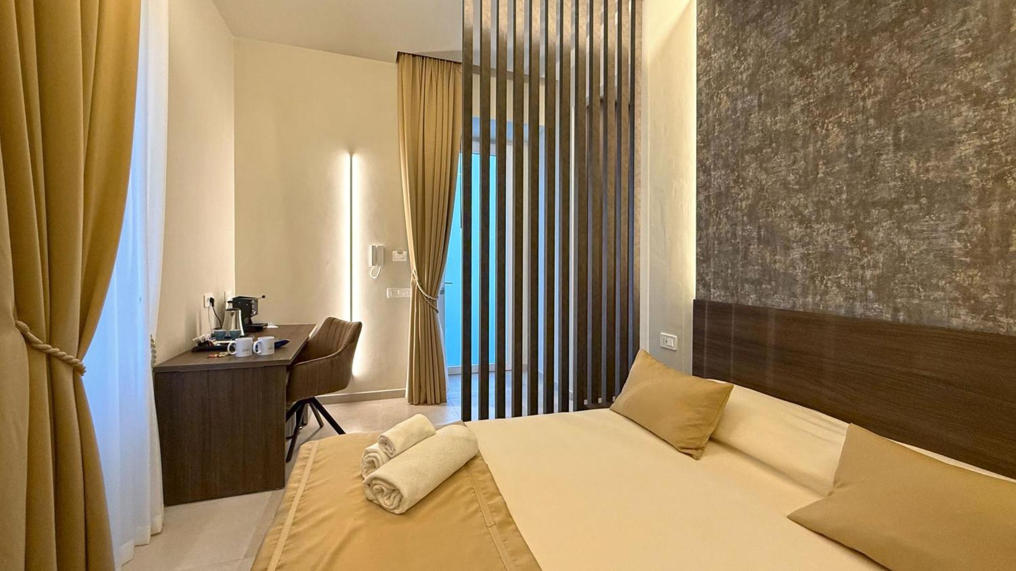 Shanti Rooms & Apartments Castello Bacoli Luaran gambar