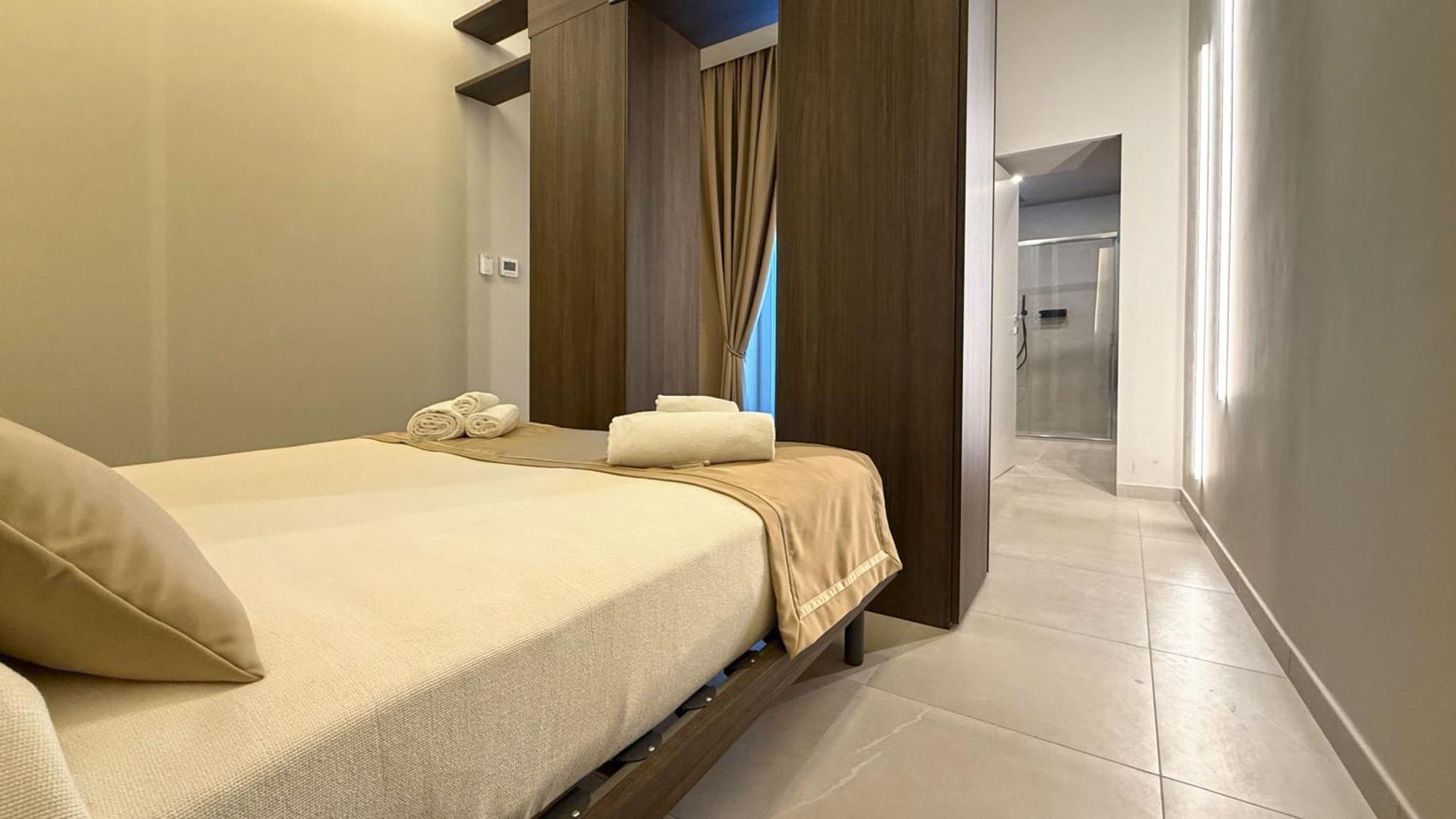 Shanti Rooms & Apartments Castello Bacoli Luaran gambar